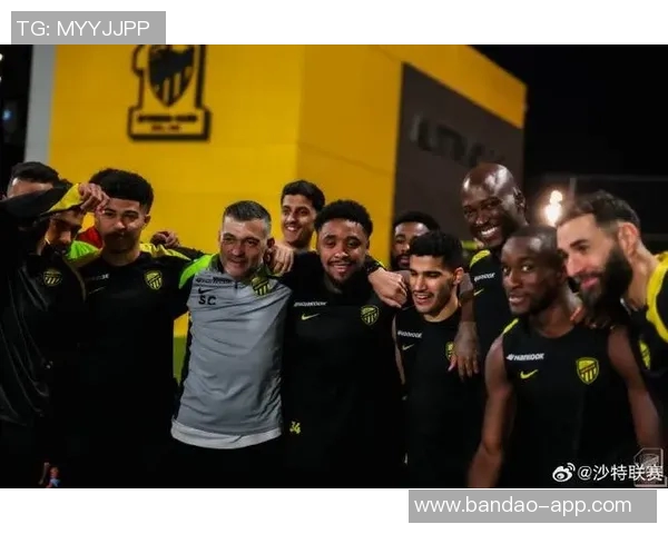 前米兰主帅孔塞桑正式加盟吉达联合执教本泽马团队 前米兰主帅孔塞桑正式加盟吉达联合执教本泽马团队