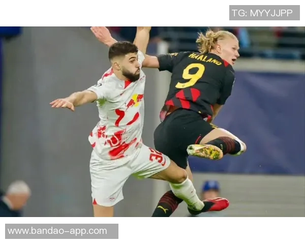 欧冠最佳扑救候选名单揭晓恰基尔凯拉特门将精彩扑救引关注