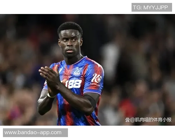 拜仁与切尔西争夺森林后卫穆里略明夏目标锁定格伊 拜仁与切尔西争夺森林后卫穆里略明夏目标锁定格伊