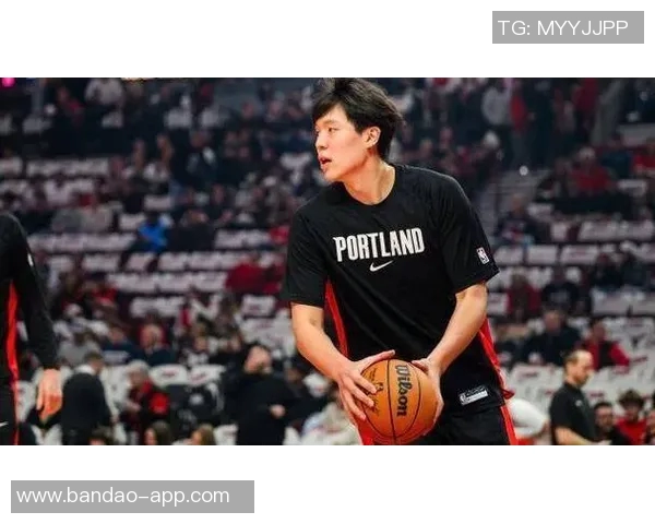 杨瀚森需克服沟通障碍理解教练意图才能快速融入球队节奏 杨瀚森需克服沟通障碍理解教练意图才能快速融入球队节奏